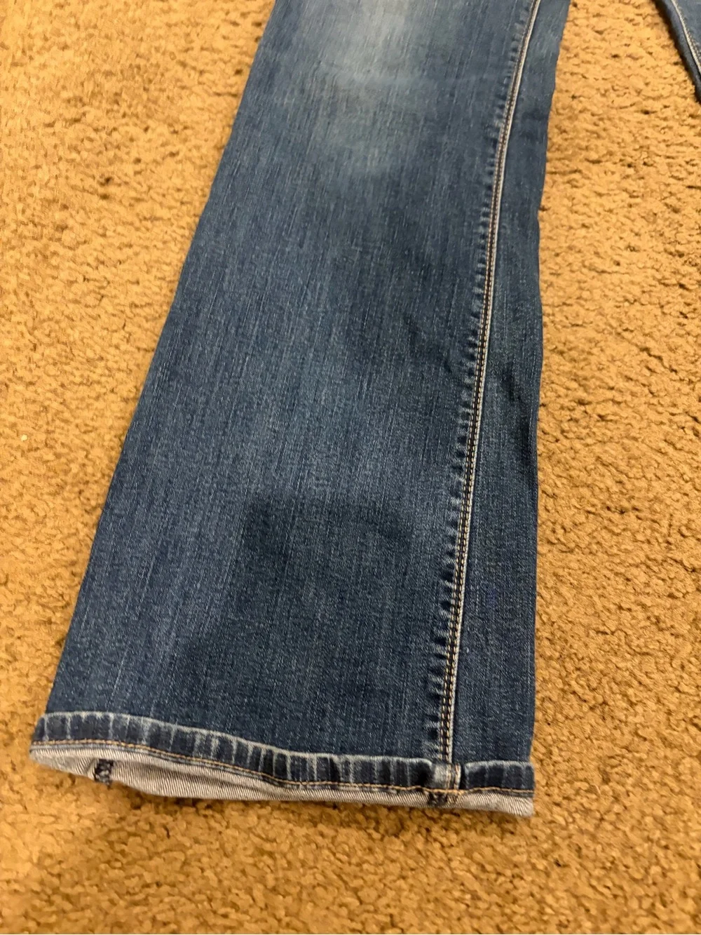 White House Black Market Women’s Blue Bootcut Jeans - 10 Mid Wash And Top